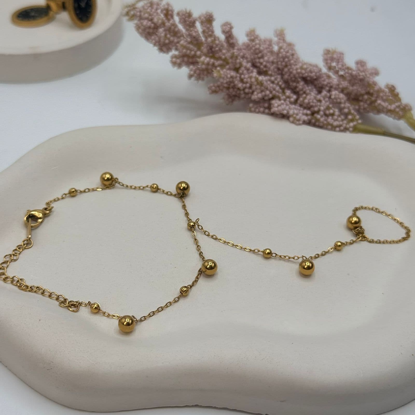 Gold Ball Handchain