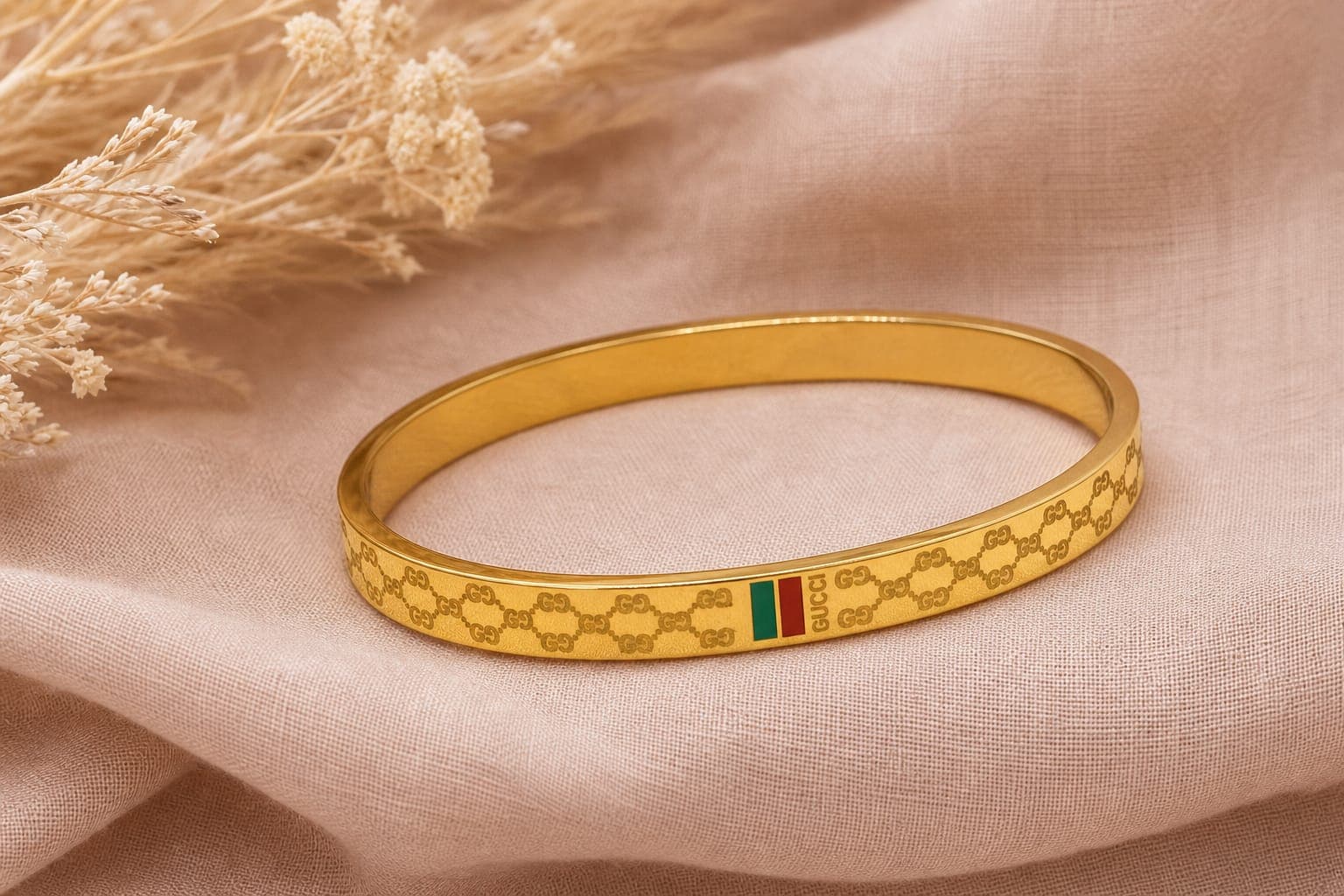 Gucci Handcuff — photo 3