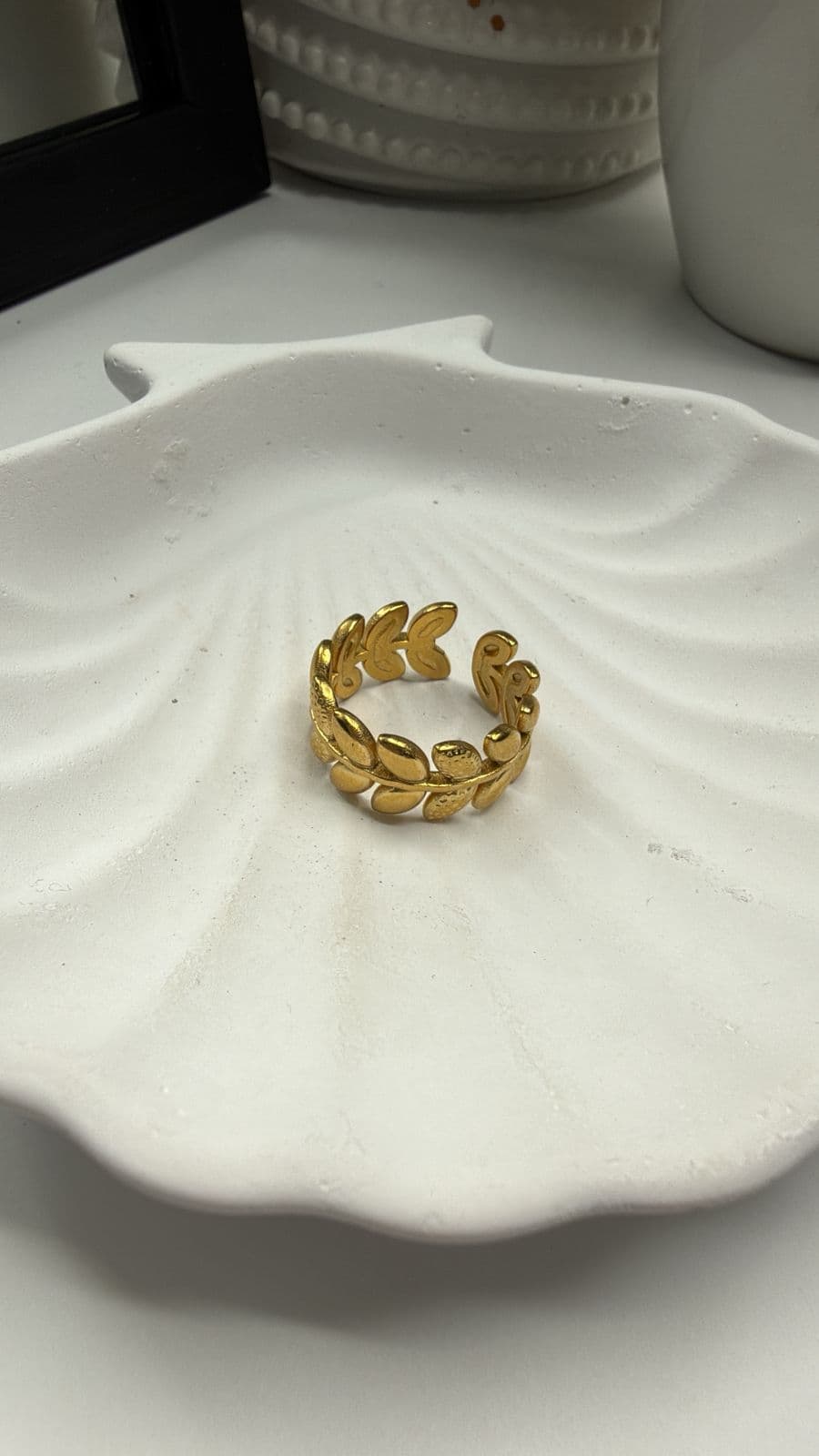 Adjustable Leaf Ring